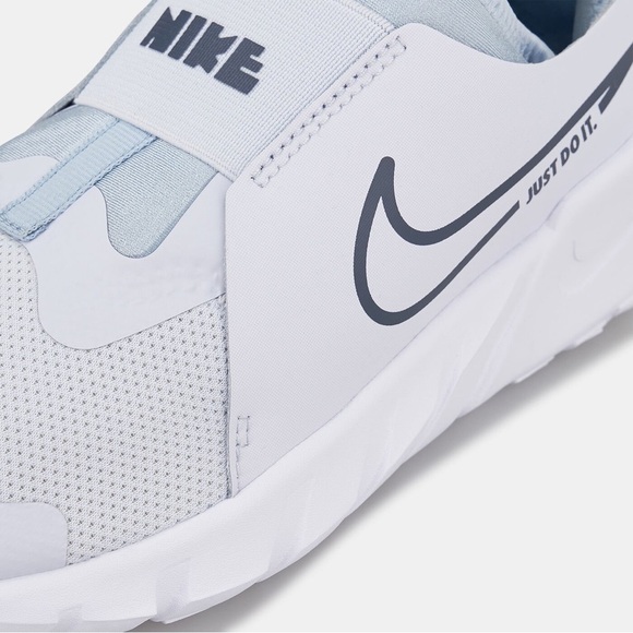 Nike flex runner 2 gs 
RARE
NWOT - Picture 3 of 10